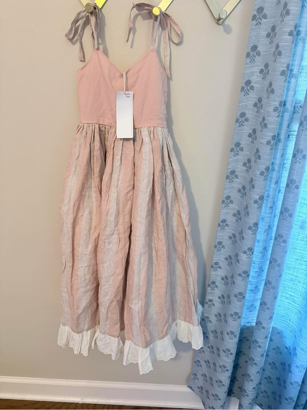 Well Dressed Wolf Pink Tie-Shoulder Linen-Blend Dress with White Eyelet Hem